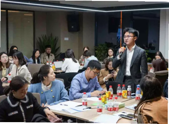 为什么朗斯用青训替代高价引援？数据选材挖掘低级别联赛潜力股